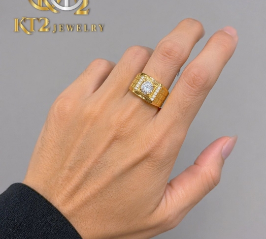 Nhẫn Nam Hột Vuông 2 Chỉ