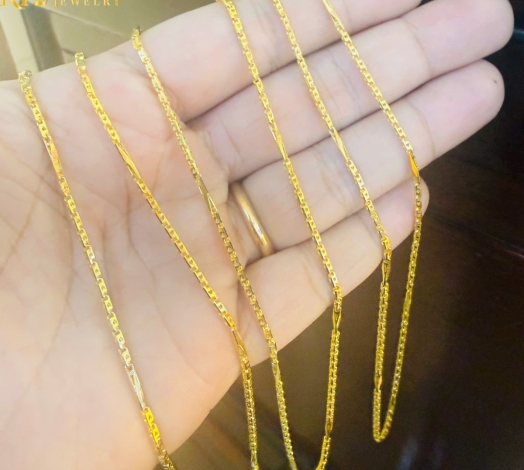 Dây chuyền vuông ống hoa văn trái tim 1 chỉ
